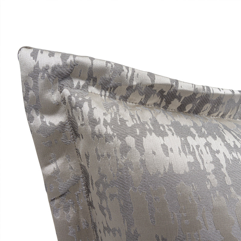 Glamtastic Hodges Silver Square Decorative Pillow (Set of 2)